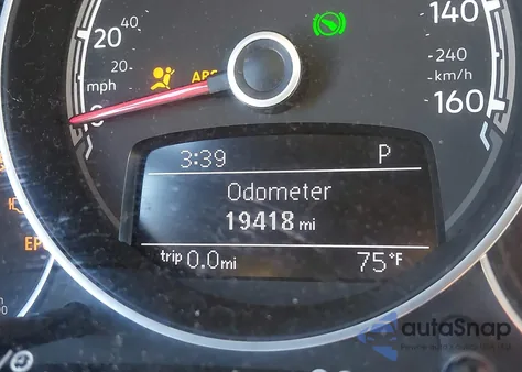 2018 Volkswagen Beetle 2.0T Coast/2.0T S z USA, uszkodzony, nr VIN 3VWFD7AT4JM705489